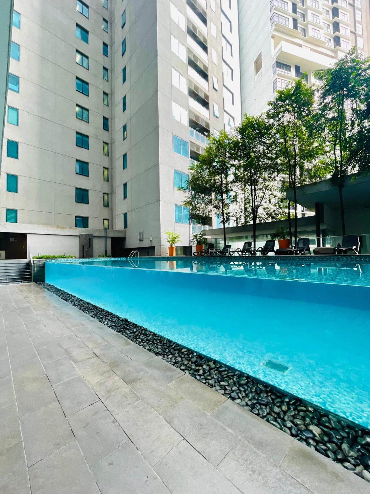Summer Suites Klcc By Impexia Kuala Lumpur Dış mekan fotoğraf